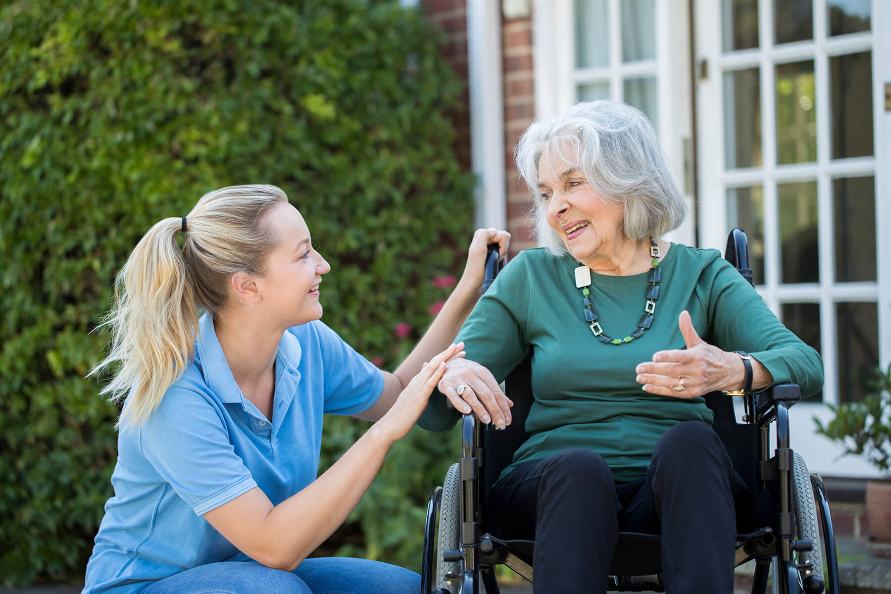commonwealth aged care services